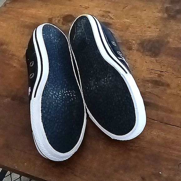 sale Nwot Ed Hardy sneakers - Picture 4 of 5